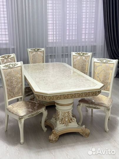 Стол И стулья