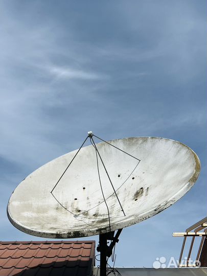 Большая спутниковая антена