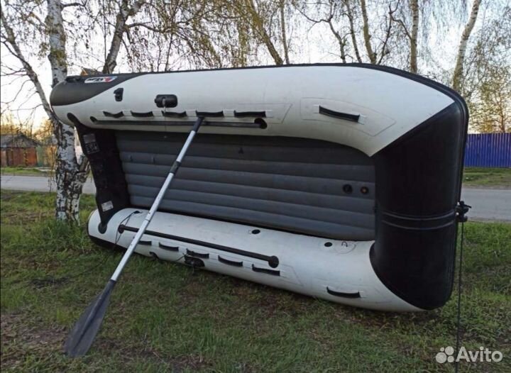 Лодка нднд Катамаран Sun Marine SUH-330