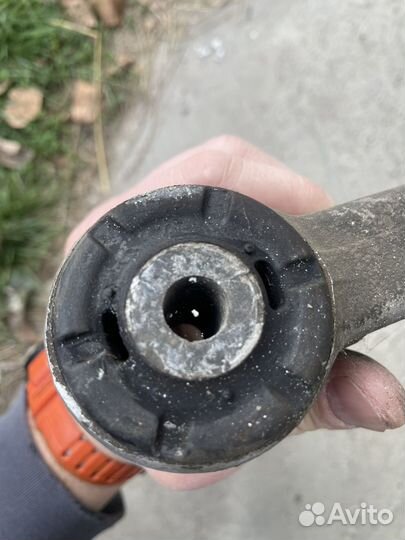 Рычаг нижний panamera