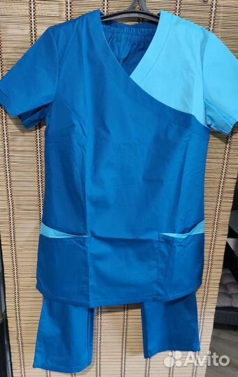 Медицинский женский костюм разм 44-56