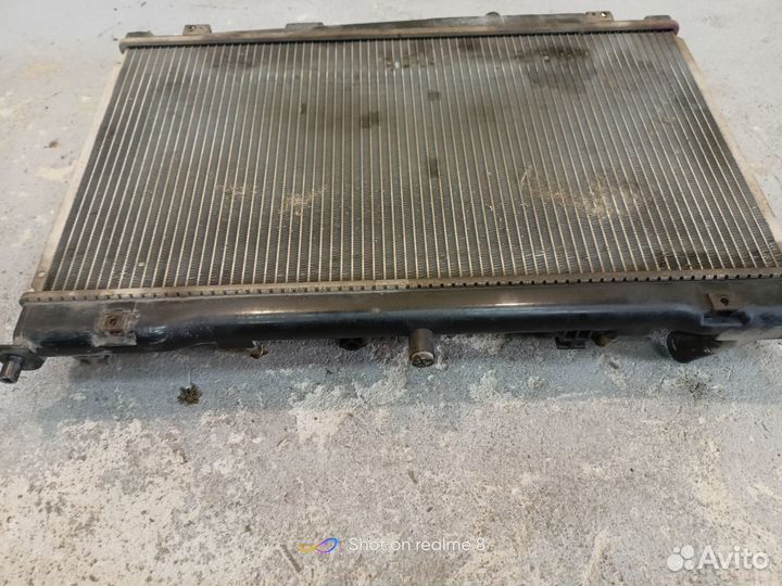 Радиатор двигателя мазда 6 GG 1.8/2.0