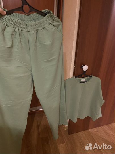 Костюм женский