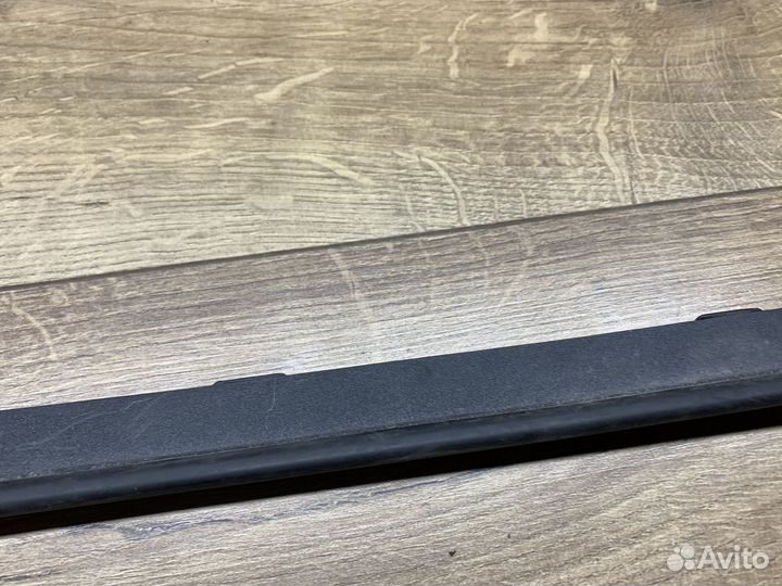 VW Touareg NF Датчик положения крышки багажника