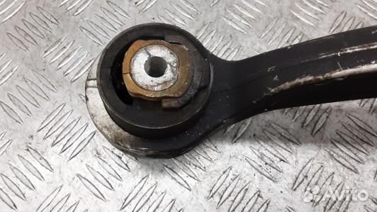 Рычаг передний нижний левый audi A8 D2 (8LV02O501)