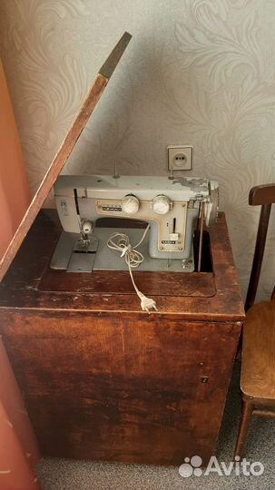 Швейная машина чайка