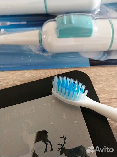 Зубная щетка электрическая