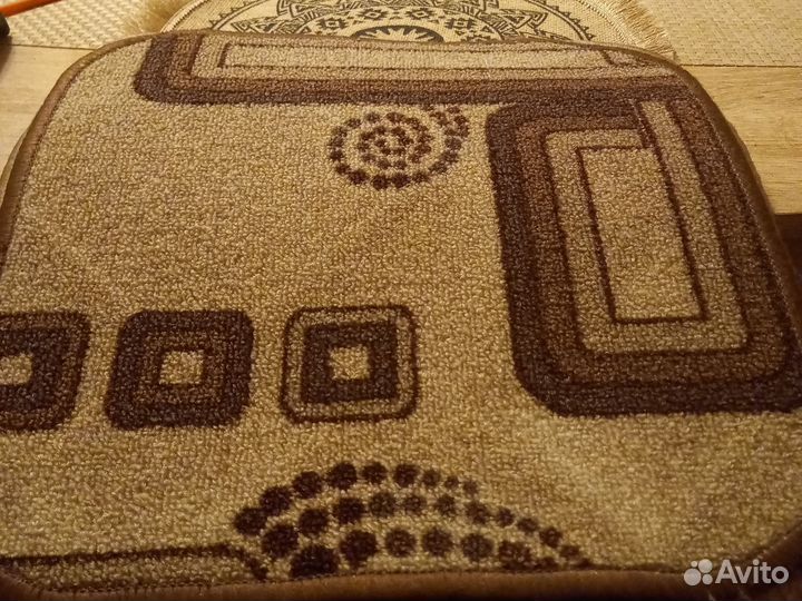 Коврики для табуретов,для животных