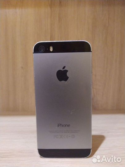 iPhone 5S, 16 ГБ