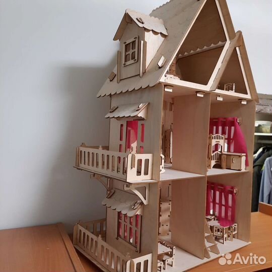 Кукольный домик с мебелью большой