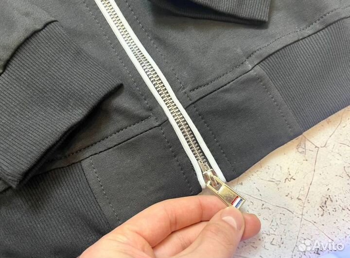 Спортивные костюмы tommy hilfiger долговечные