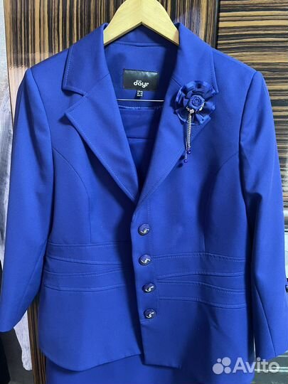 Костюм пиджак и юбка