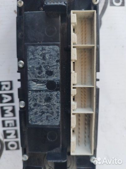 Блок управления климат-контролем Volkswagen Passat