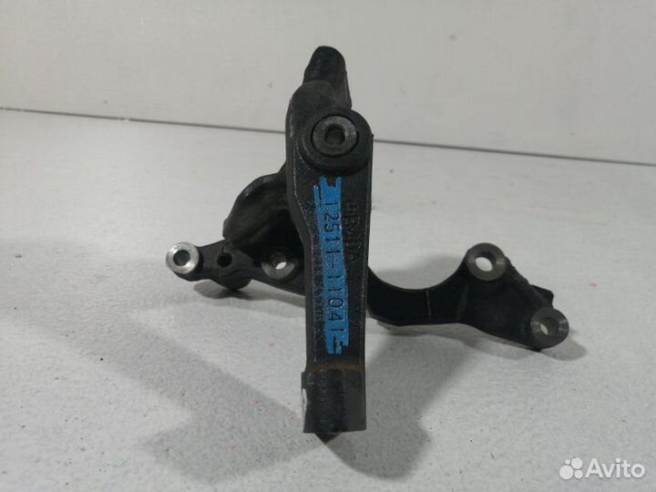 Кронштейн генератора Toyota Land Cruiser Prado