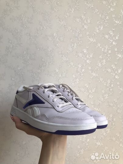 Кроссовки reebok женские 39