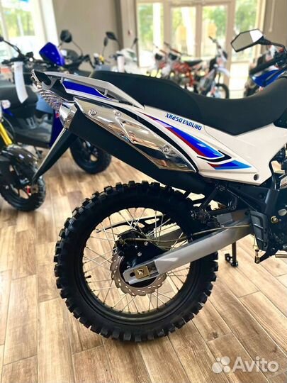 Эндуро 250 кубов Motoland XR250 enduro