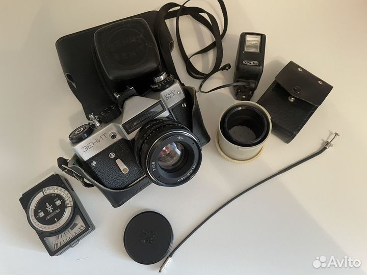 Фотоаппарат Зенит ет, фотообъектив Гелиос 44М 2/58