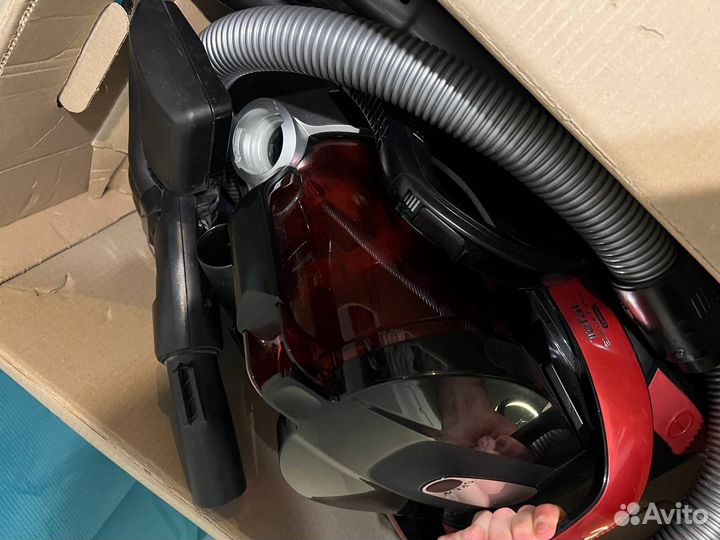 Пылесос Tefal Silence Force