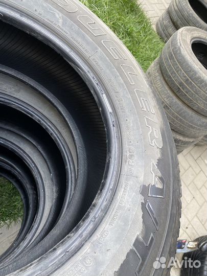 Bridgestone Dueler A/T 693 III 265/65 R17