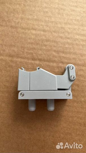 Замок (пружинный) для ручки мансардных окон Velux