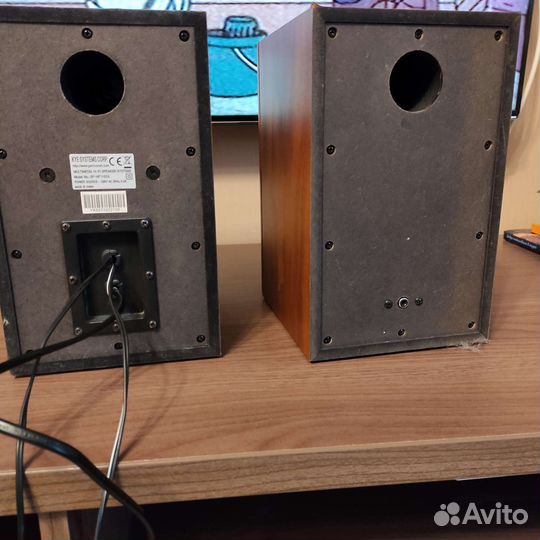 Колонки для компьютера genius