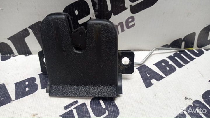 Замок 5-й двери Volkswagen Touareg 7LA BMV 2006