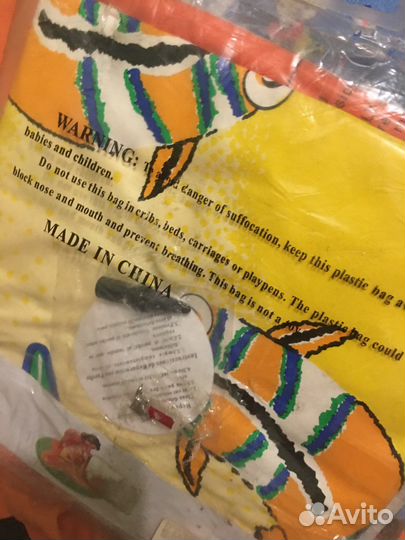 Бассейн и матрац