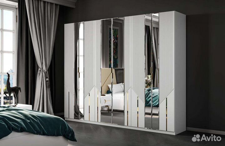 Спальный гарнитур