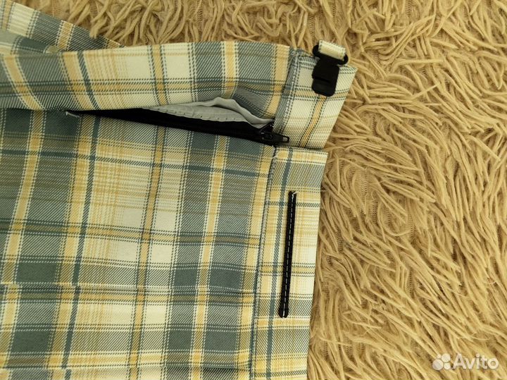 Светло-голубая плиссированная юбка в клетку