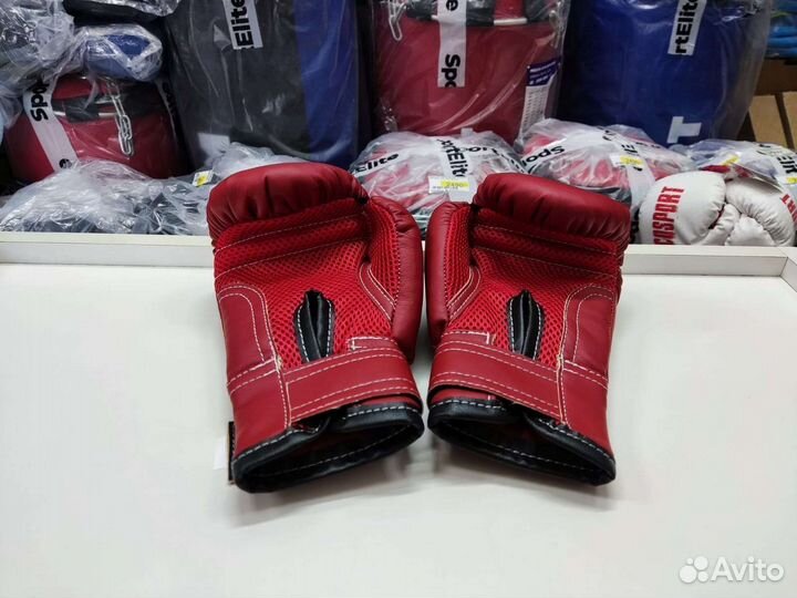 Боксерские перчатки 6oz