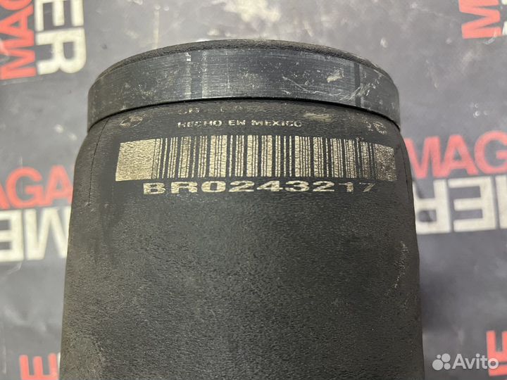 Пневмоподушка правая BMW E39 универсал