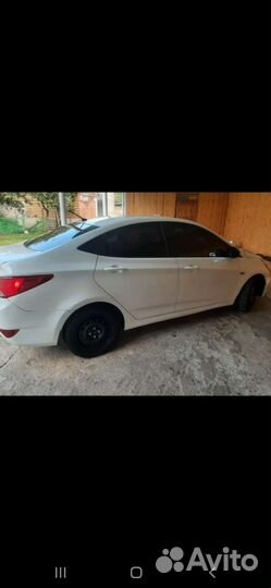 Hyundai Solaris 1.6 AT, 2016, битый, 151 000 км