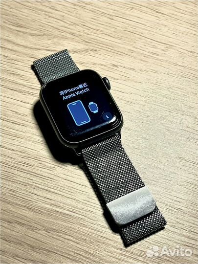 Apple Watch SE 40 mm акб 96%
