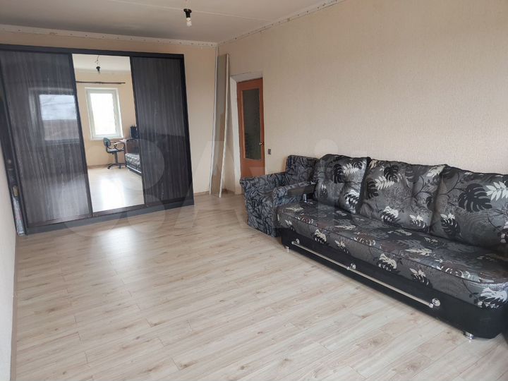 2-к. квартира, 70,2 м², 7/12 эт.