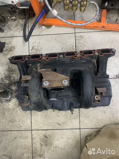 Впускной коллектор(рессивер) на бмв м52 м54