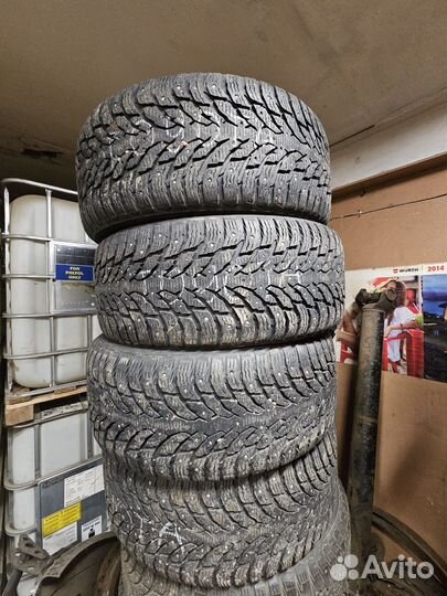 Nokian Tyres Hakkapeliitta 9 SUV 285/50 R20 116T