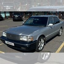 Toyota Crown 2.5 AT, 1994, битый, 357 000 км, с пробегом, цена 300 000 руб.