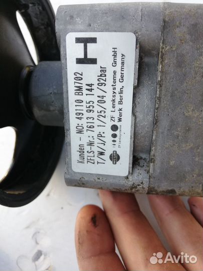 Насос гидроусилителя Nissan Almera (N16)