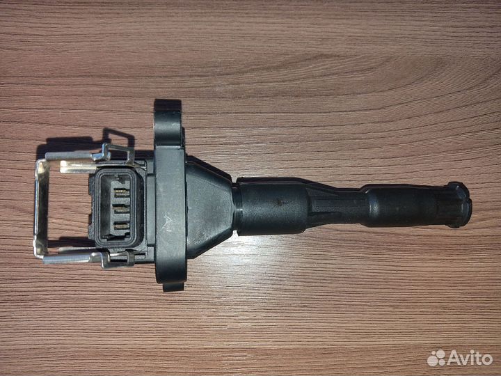 Катушка зажигания 0221504004 бмв BMW