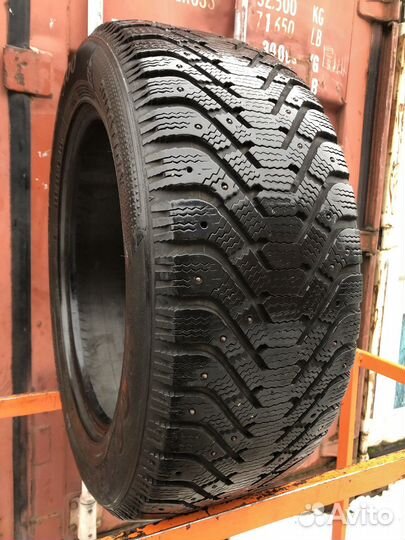 Goodyear UltraGrip 500 255/55 R18