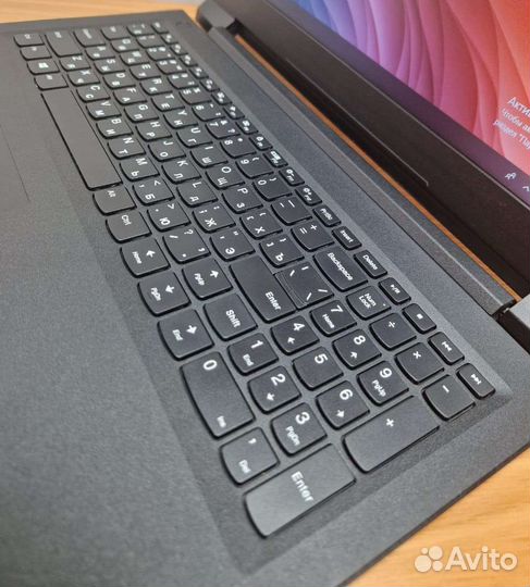 Lenovo core i3 6006u/ SSD