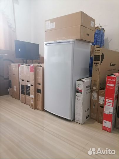 Новый холодильник 255 литров