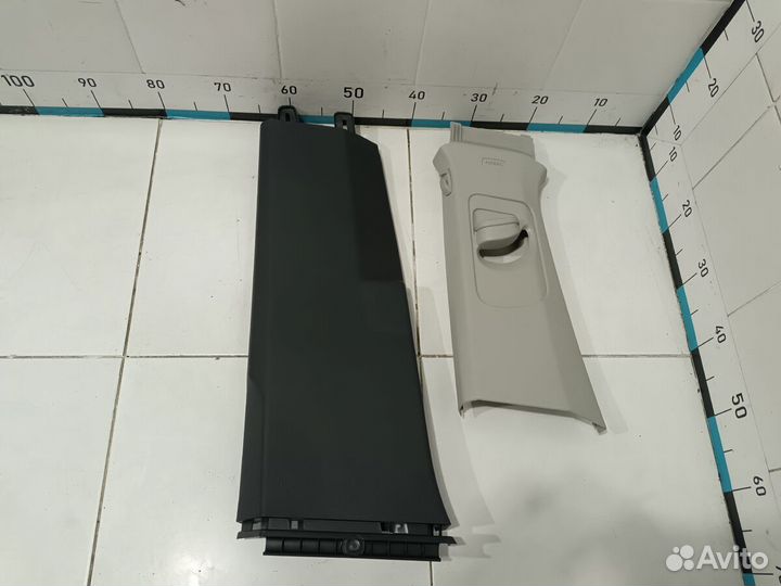 Обшивка стойки центральной левой VW tiguan 2