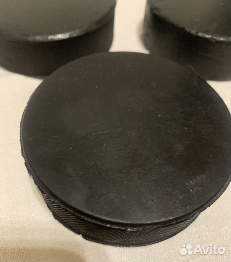 Шайба хоккейная