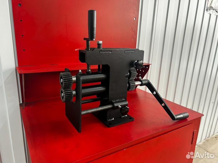 Зиг машина RM-140x1