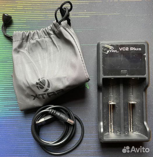 Зарядное устройство для аккумуляторов ааа,аа,18650