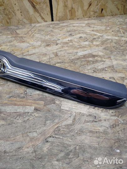 Накладка хром с подсветкой Крайслер Вояджер 01-07г