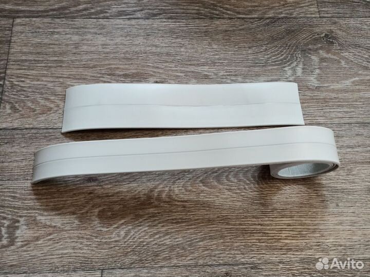 Самоклеющиеся резиновые уголки на мебель