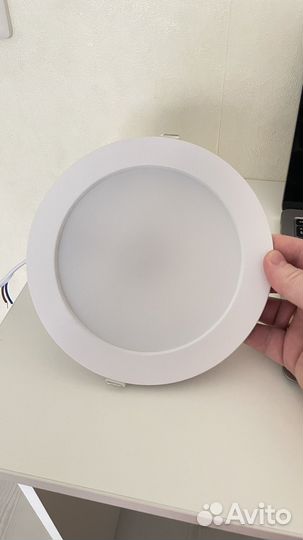 Светильник встраиваемый светодиодный