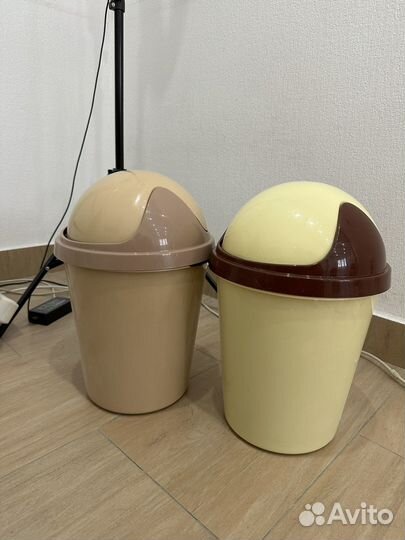 Мусорное ведро с крышкой